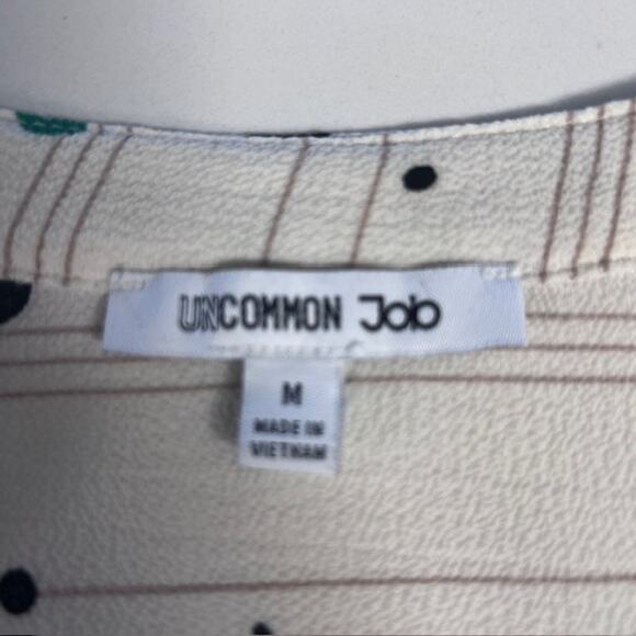 Uncommon Job Circle Short Sleeve Blouse Cream Striped Black Top Women's Medium - Picture 4 of 5